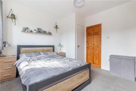bedroom-1-2.jpg
