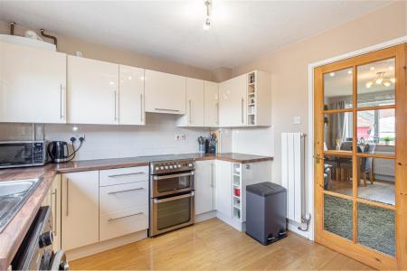 Kitchen-3.jpg