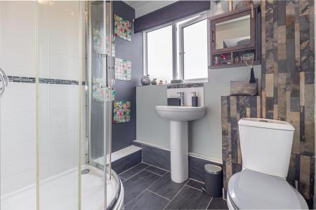 bathroom-1.jpg