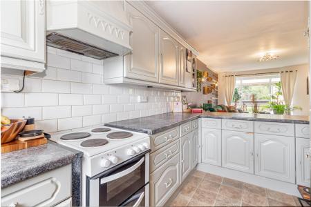 Kitchen-3.jpg