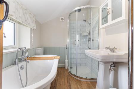 Bathroom-1.jpg