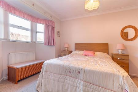 Bedroom-1-2.jpg