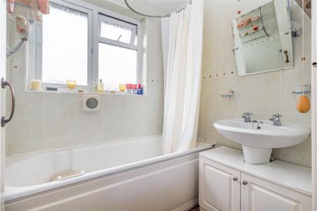 Bathroom-1.jpg