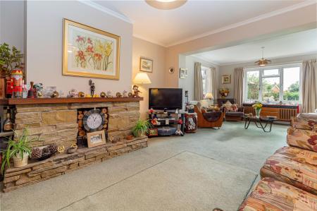 Living-room-3.jpg