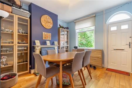 Dining-room-1.jpg