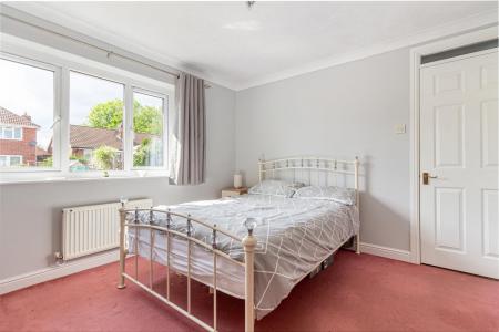 Bedroom2-2.jpg