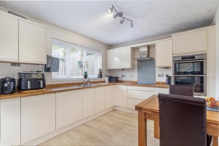 Kitchen-1.jpg