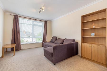 Living-room-3.jpg