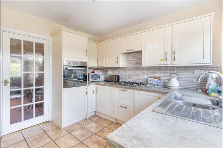 Kitchen-3.jpg