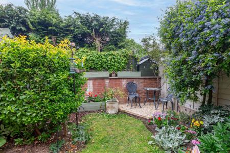Garden-3.jpg