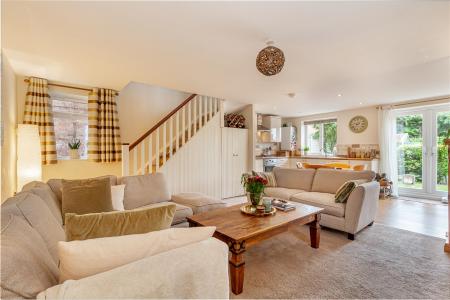 Living-room-3.jpg