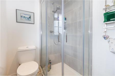 ensuite-2.jpg