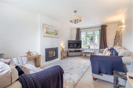 Living-room-2.jpg