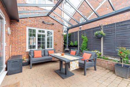 Garden-1.jpg