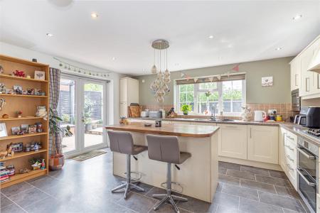 Kitchen-3.jpg