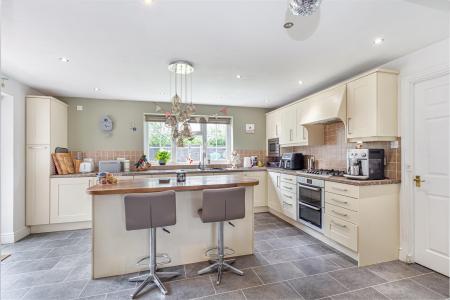 Kitchen-2.jpg