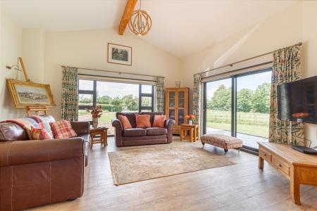Living-room-1.jpg