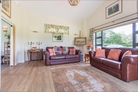 Living-room-3.jpg