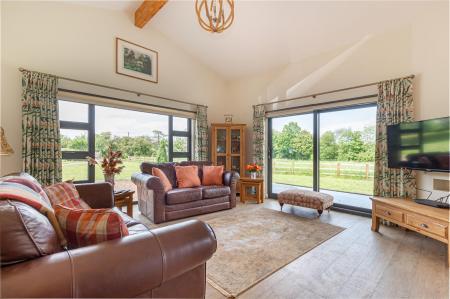 Living-room-2.jpg