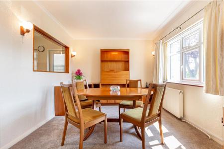Dining-area-.jpg