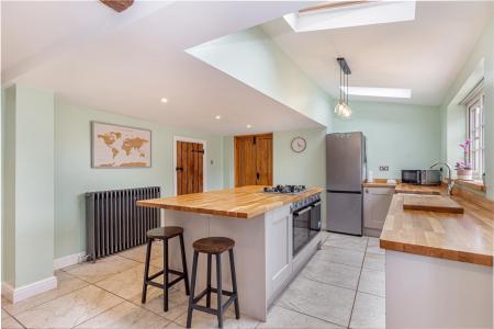 Kitchen-2.jpg