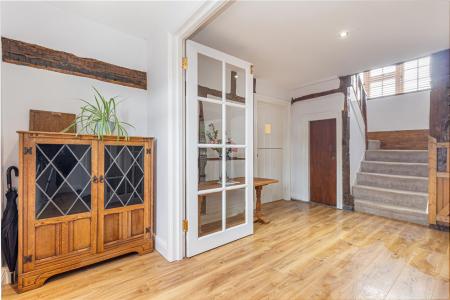 Hallway-2.jpg