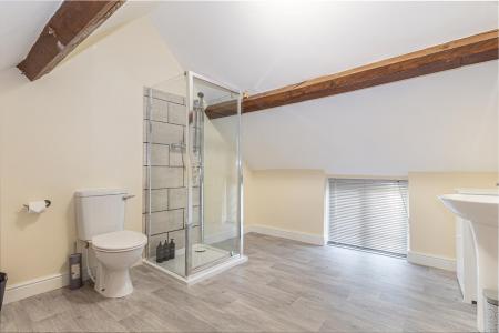 airbnb-bathroom-1.jpg