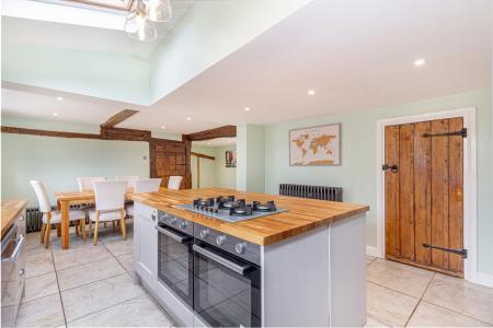 Kitchen-3.jpg