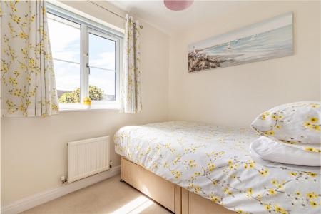 Bedroom3-.jpg