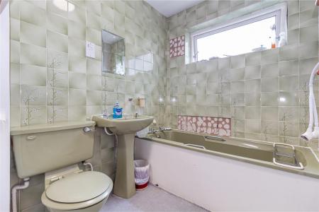 Bathroom-1.jpg