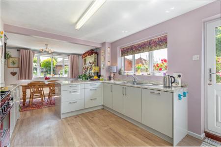 Kitchen-1.jpg