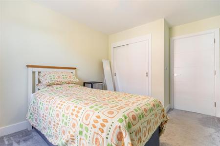 Bedroom-2-2.jpg