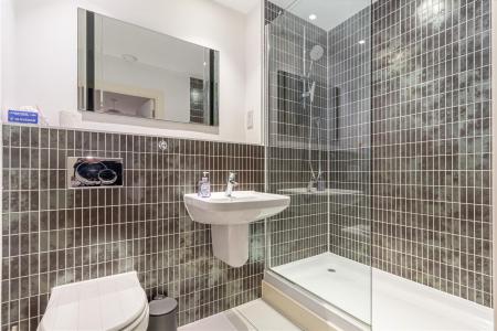 Bathroom-1.jpg