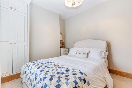 bedroom-2-2.jpg
