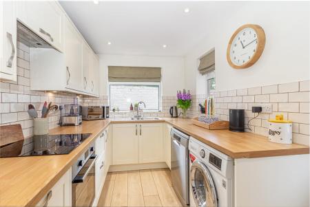 Kitchen-2.jpg