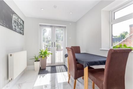 Dining-room-1.jpg