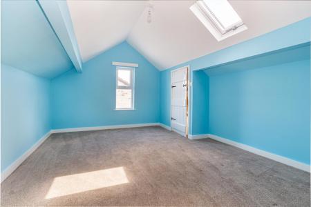 Attic-rooom-2.jpg