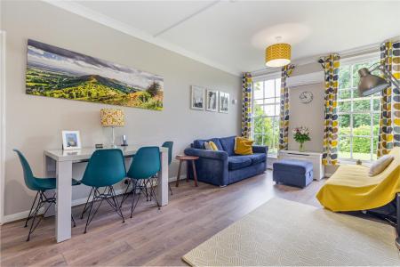 Living-room-3.jpg