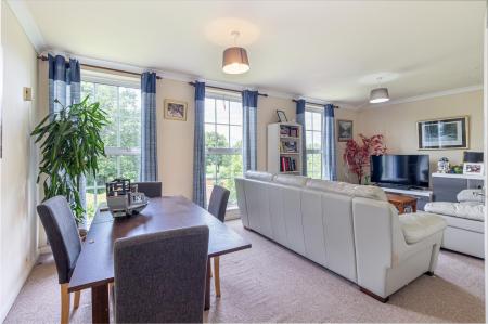 living-room-4.jpg