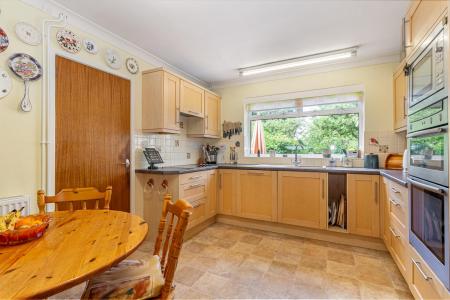 Kitchen-1.jpg