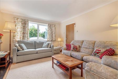 Living-room-2.jpg