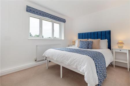 Bedroom1-1.jpg