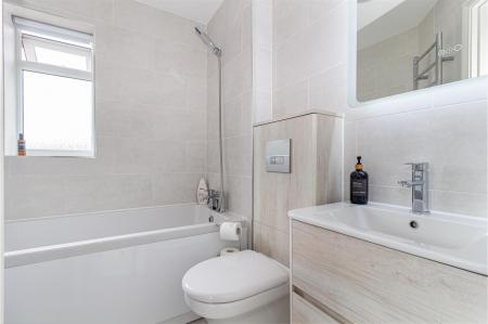 Ensuite-2.jpg