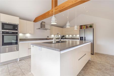 Kitchen-2.jpg