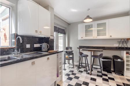 Kitchen-3.jpg