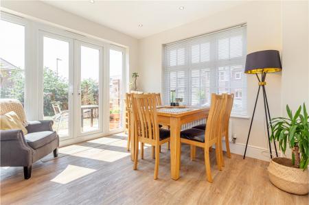 dining-room-1.jpg