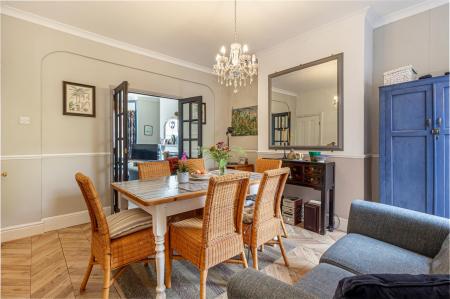 dining-room2.jpg