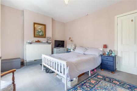 bedroom-1-1.jpg