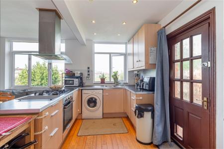 Kitchen-3.jpg