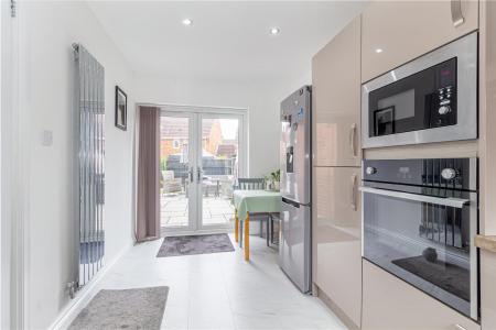 Kitchen-5.jpg